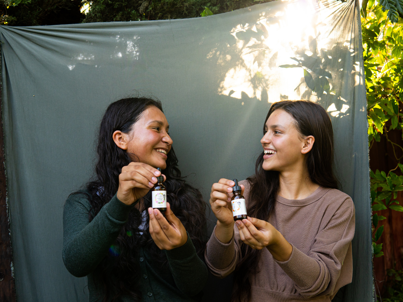 Here's What Carrot Seed Oil, Rosehip Oil, and Retinol All Have In Common